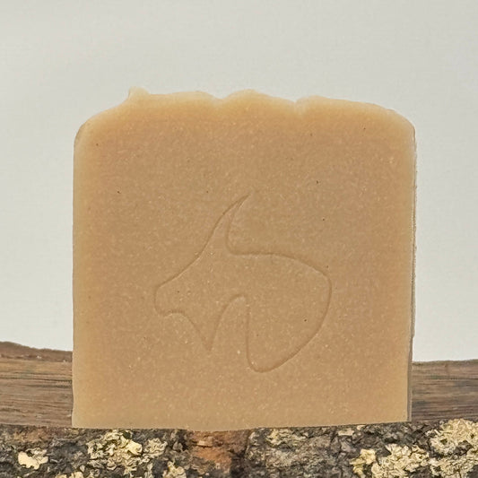 Frankincense (Essential Oil): Anti-inflammatory, Astringent, Anti-bacterial, Anti-microbrial, Calming