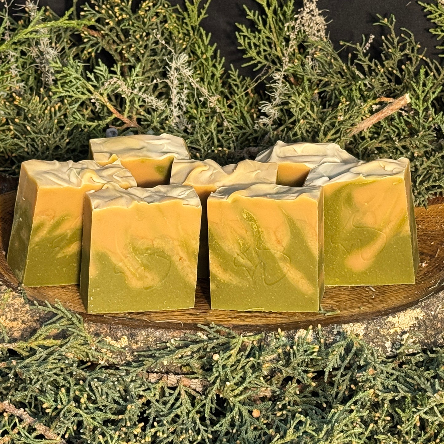 Lemongrass: Lemony, fresh, uplifting scent. Deep cleansing, gentle, moisturizing. Clarifying, toning.