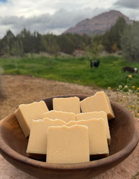 Cool Cow: Menthol.Cools & Soothes. Natural minty scent.