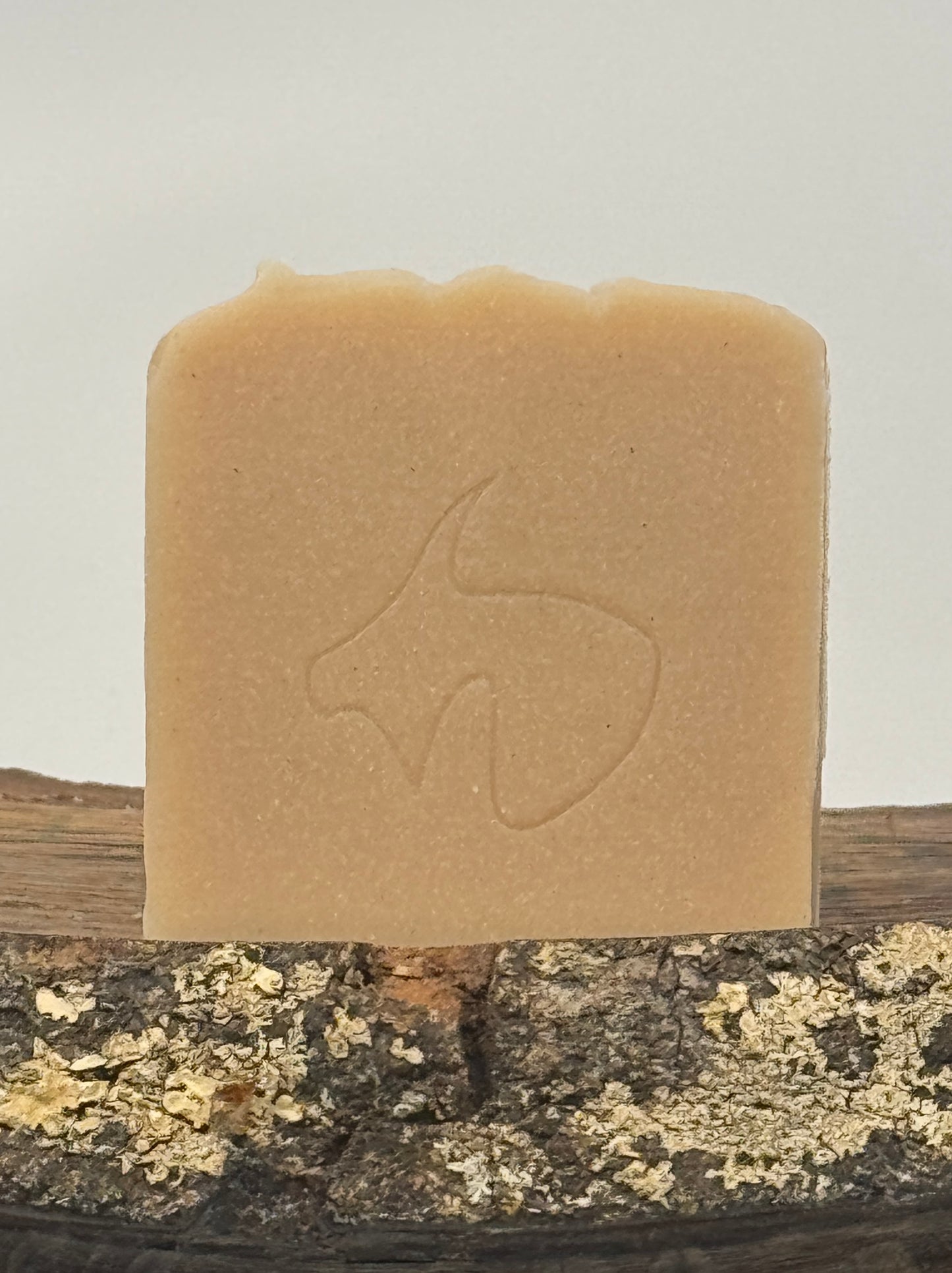 Rosemary (Essential Oil): Anti-fungal, Anti-bacterial, Anti-inflammatory, Crisp, Herbal Scent.