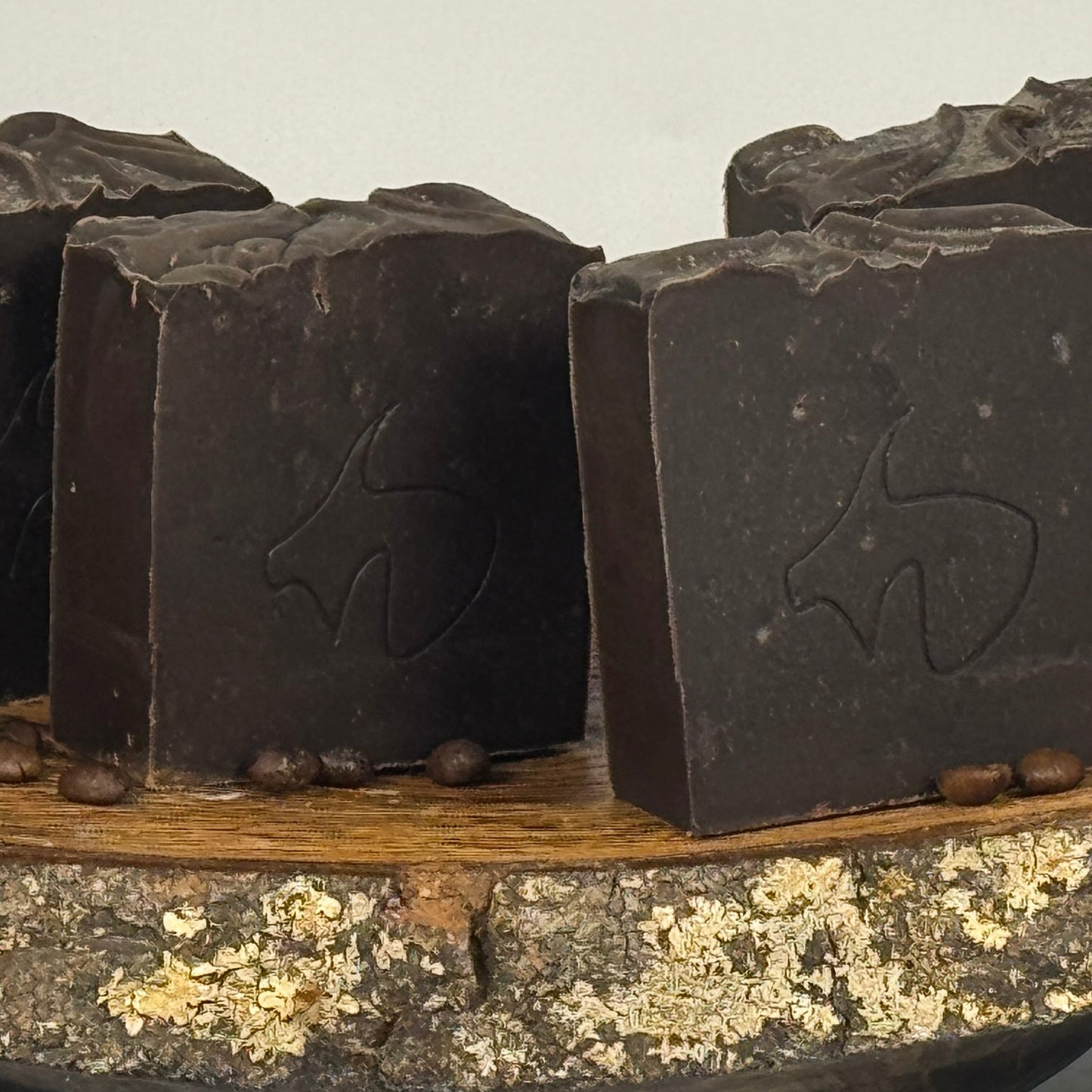 Mocha: Chocolate & Coffee smell; anti-oxidant, silky lather, deep cleanse, vitamin-rich