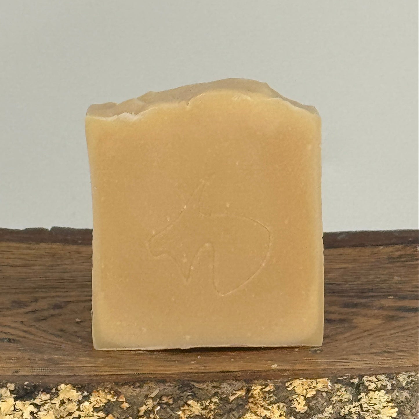 Pure Shampoo: Good for dry to normal hair, thick, curly, or course hair; sensitive scalps. Moisturizing